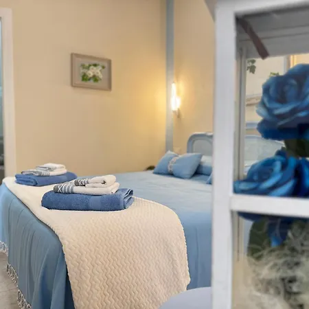 Primo Fiore Casa * كاستلداتشا